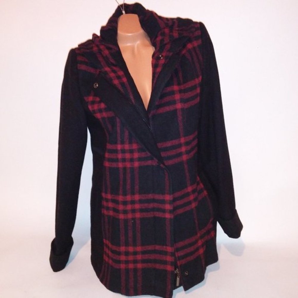 Wardrobe Essentials Jacket Coat Size 8 Black Red Plaid Zip & Snap Pit to Pit 21"